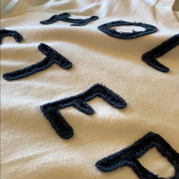 Hollister Graphic Logo Tee - Picture 4 of 5